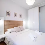 Apartment Orsula Near Old Town