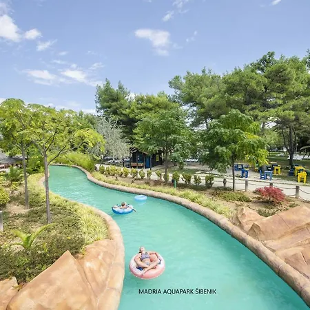 Apartment Orsula Near Old Town Šibenik