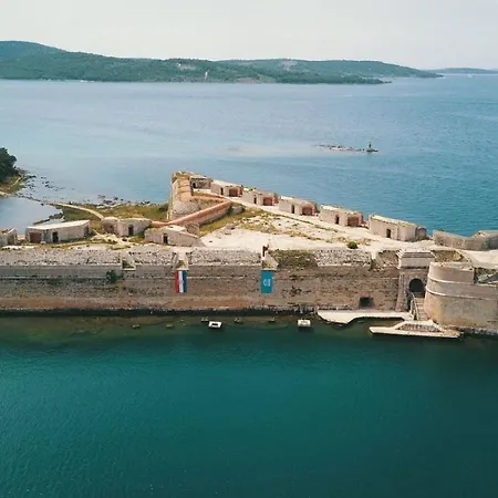 Apartment Orsula Near Old Town Sibenik