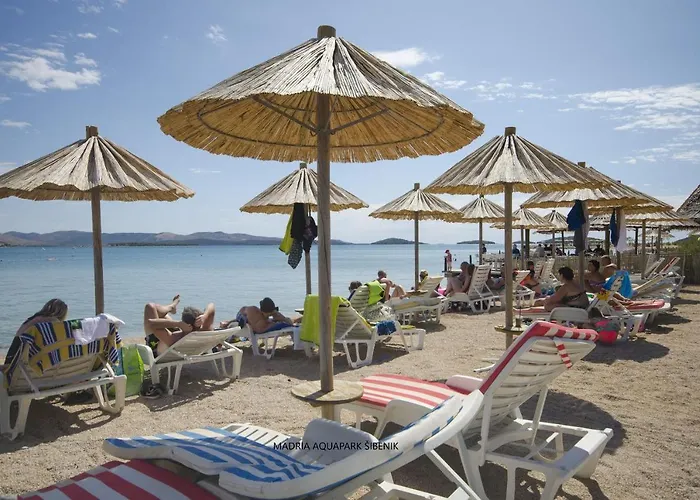 Orsula Near Old Town Apartman *